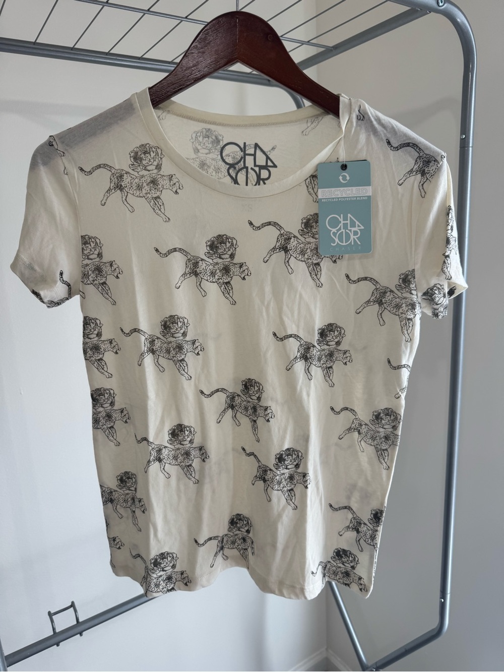 NWT Chaser Leopard Graphic Tee XS Ivory Crewneck Recycled Blend Animal Print